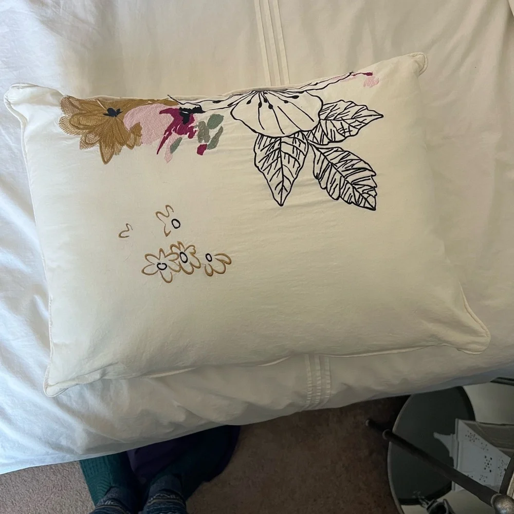 Floral Embroidered Queen Bedding Set